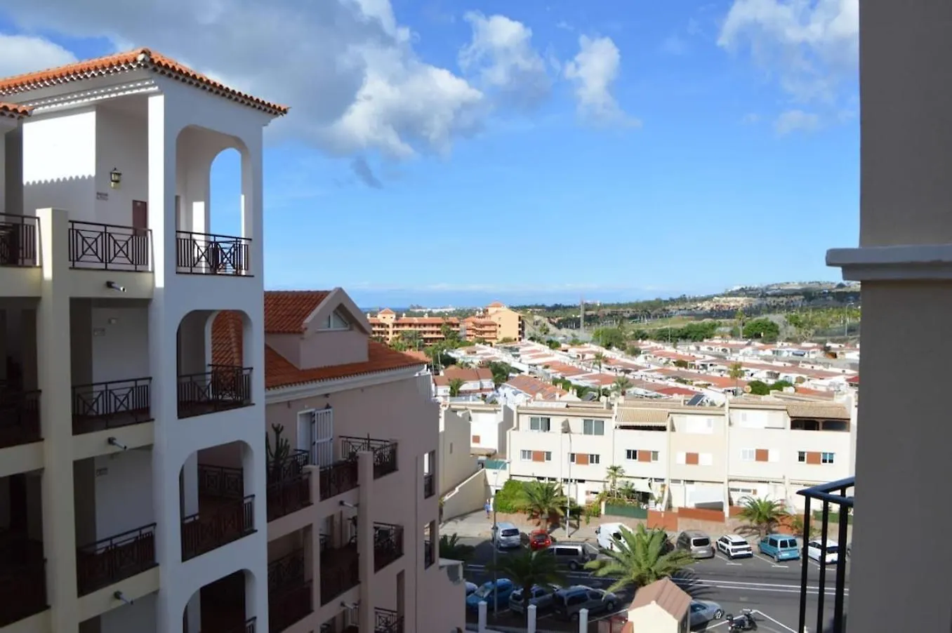 Lovely 1 Bed Apartment In Castle Harbour C108 Los Cristianos